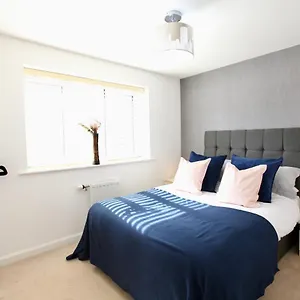  Apartment Large Stylish House United Kingdom